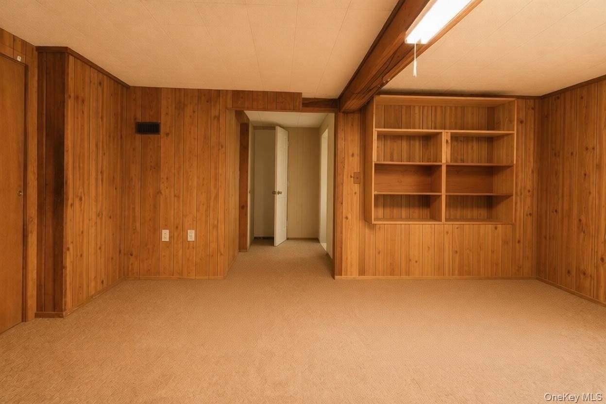 740 Wallkill Avenue Property Photo 38