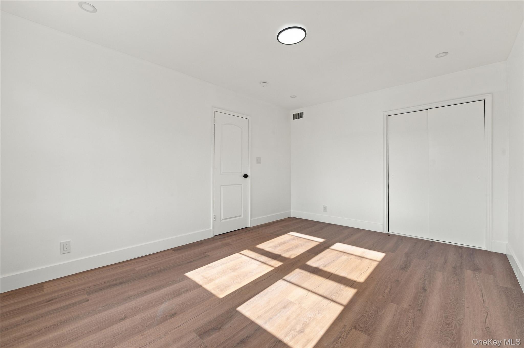 65-40 79th Street Property Photo 2