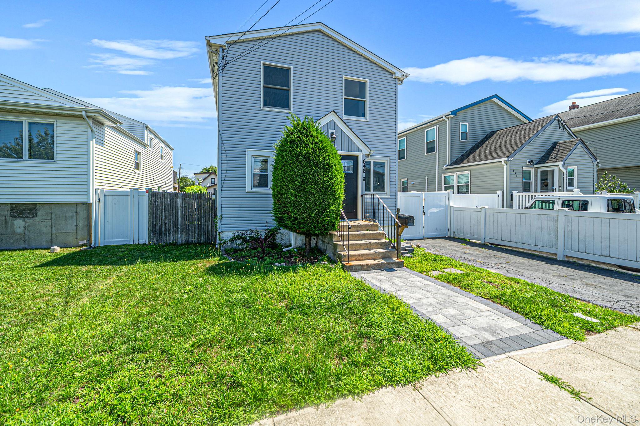 646 S 7th Street Property Photo 3