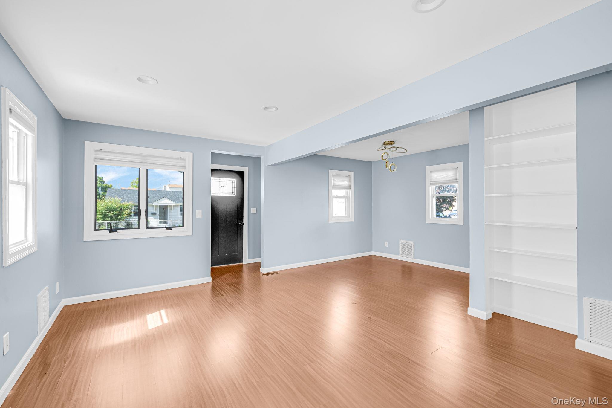 646 S 7th Street Property Photo 9