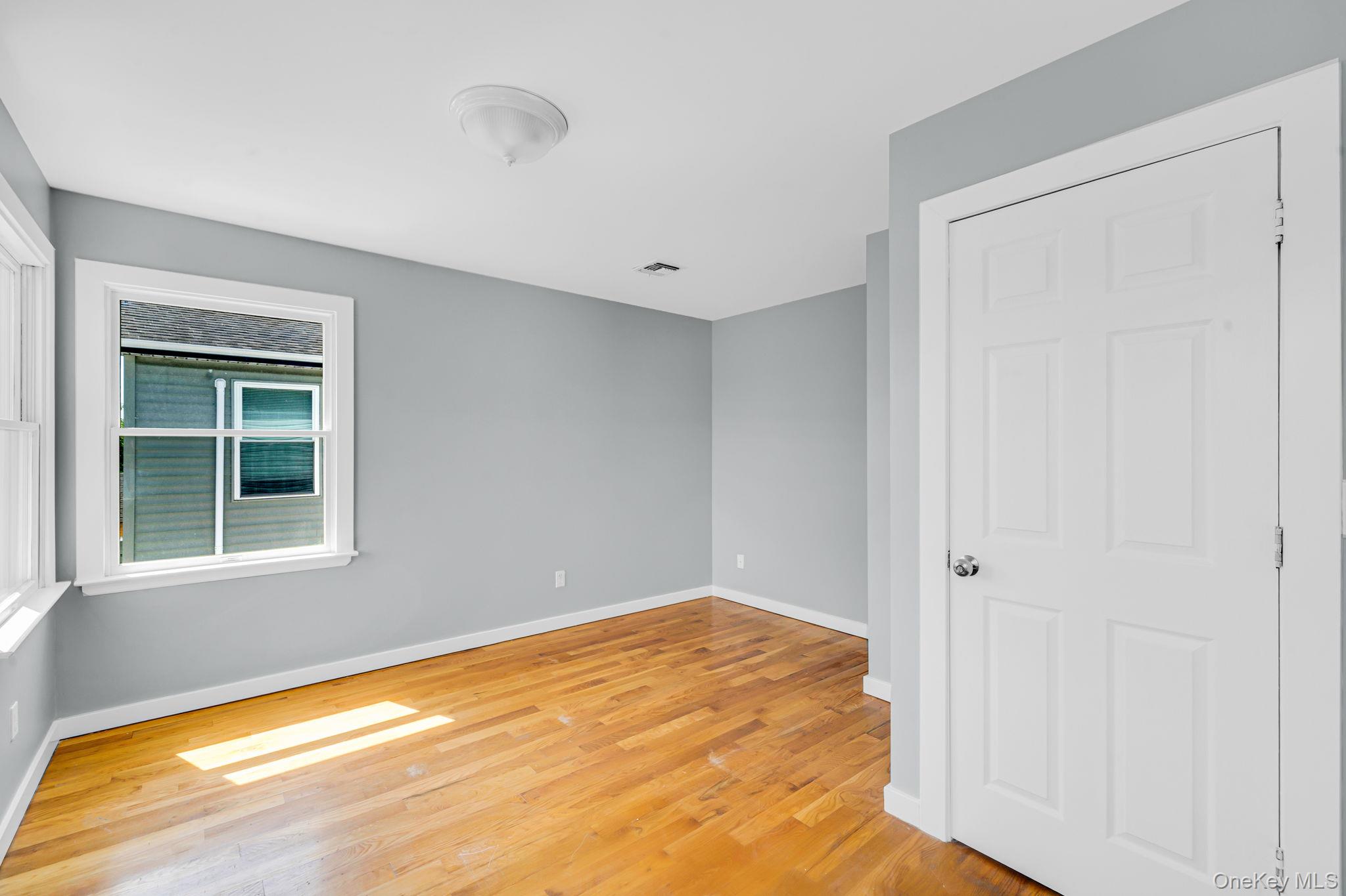 646 S 7th Street Property Photo 15