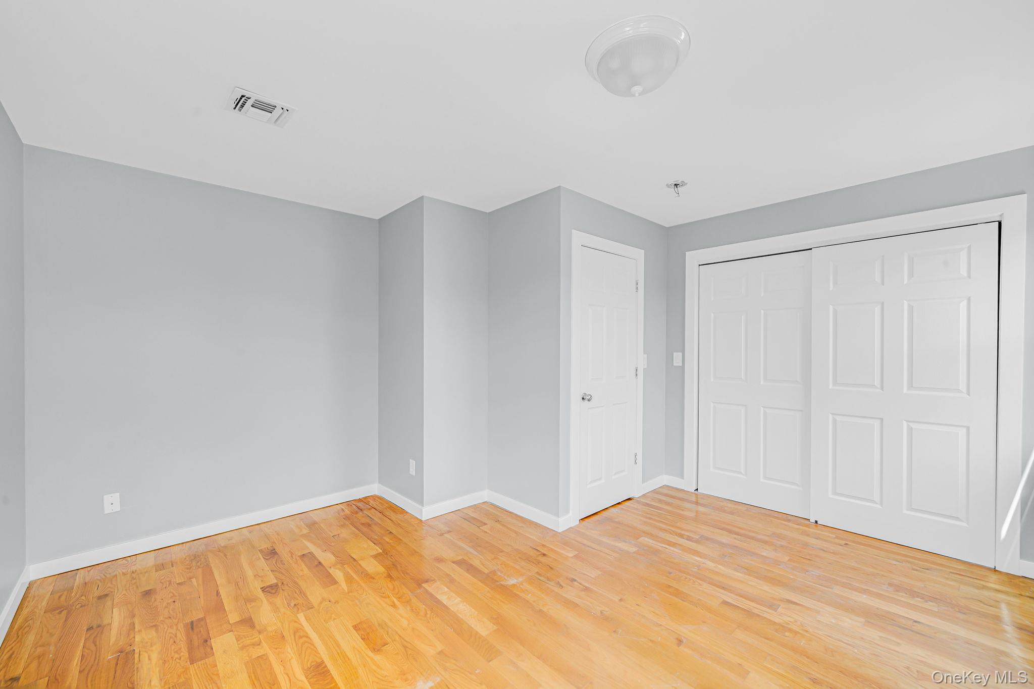 646 S 7th Street Property Photo 16