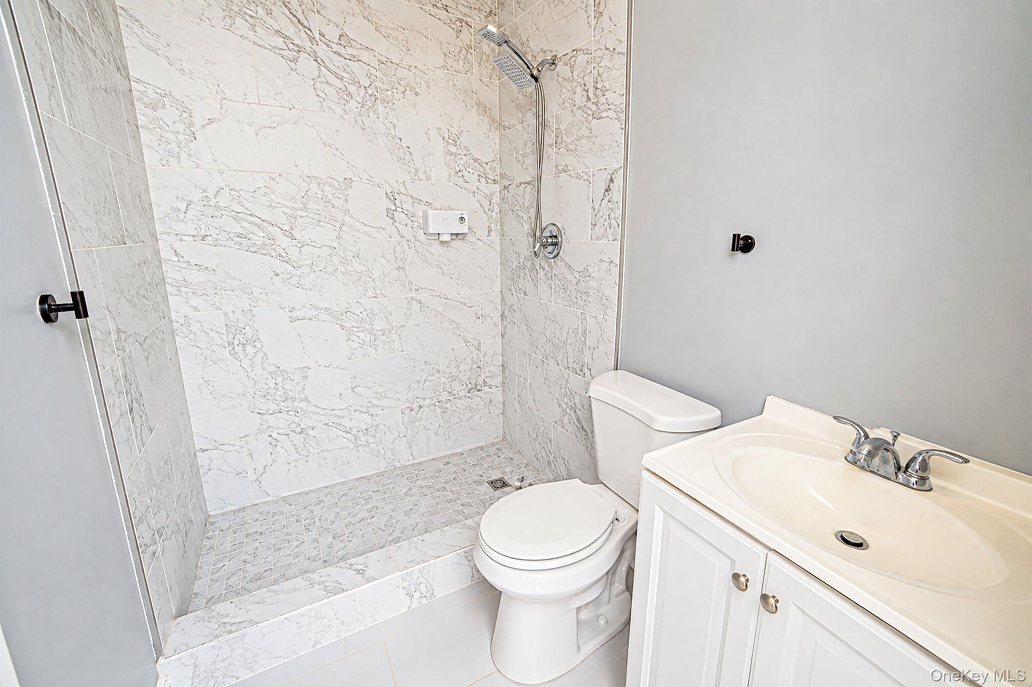 646 S 7th Street Property Photo 23