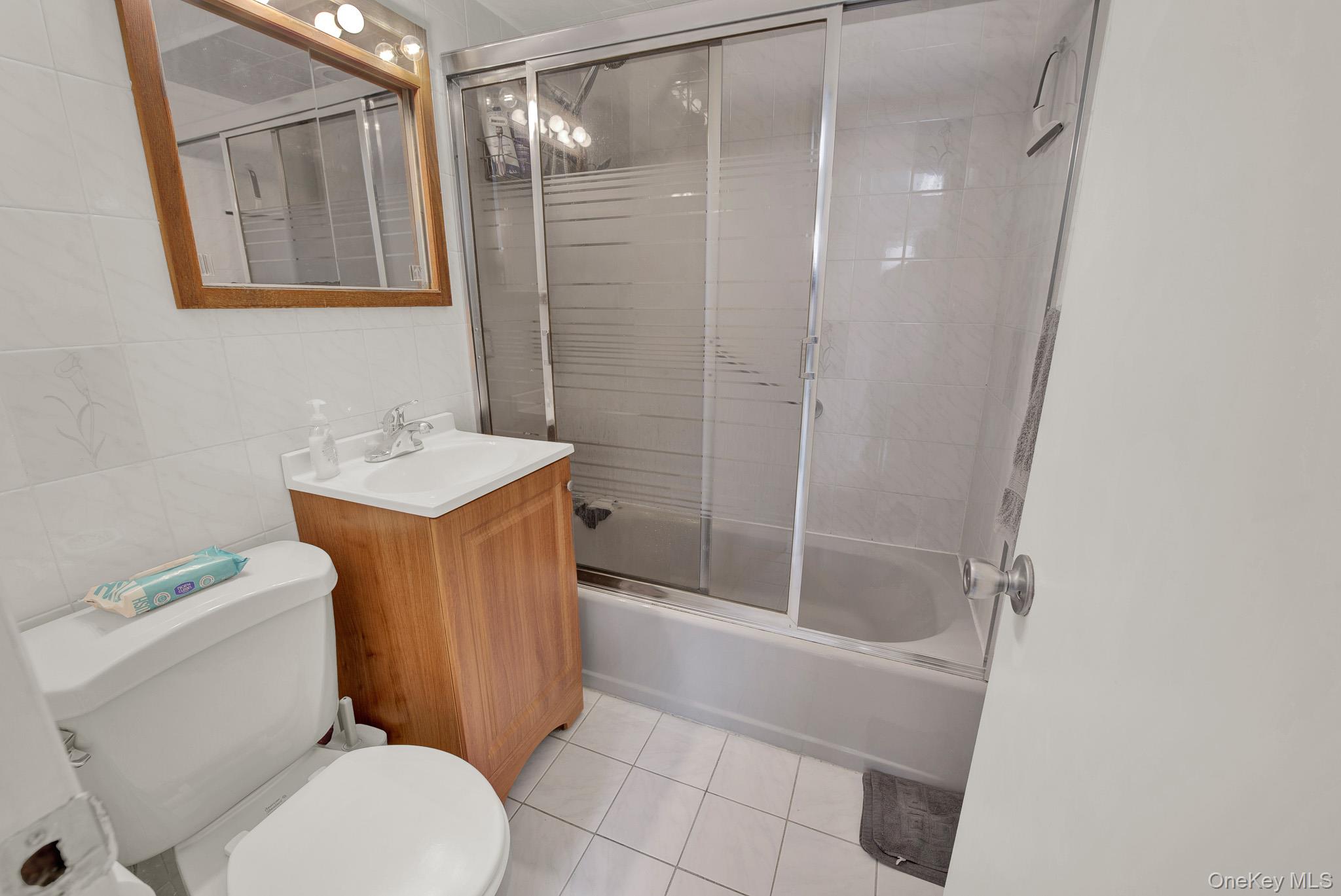 70-29 68 Th Place Property Photo 19