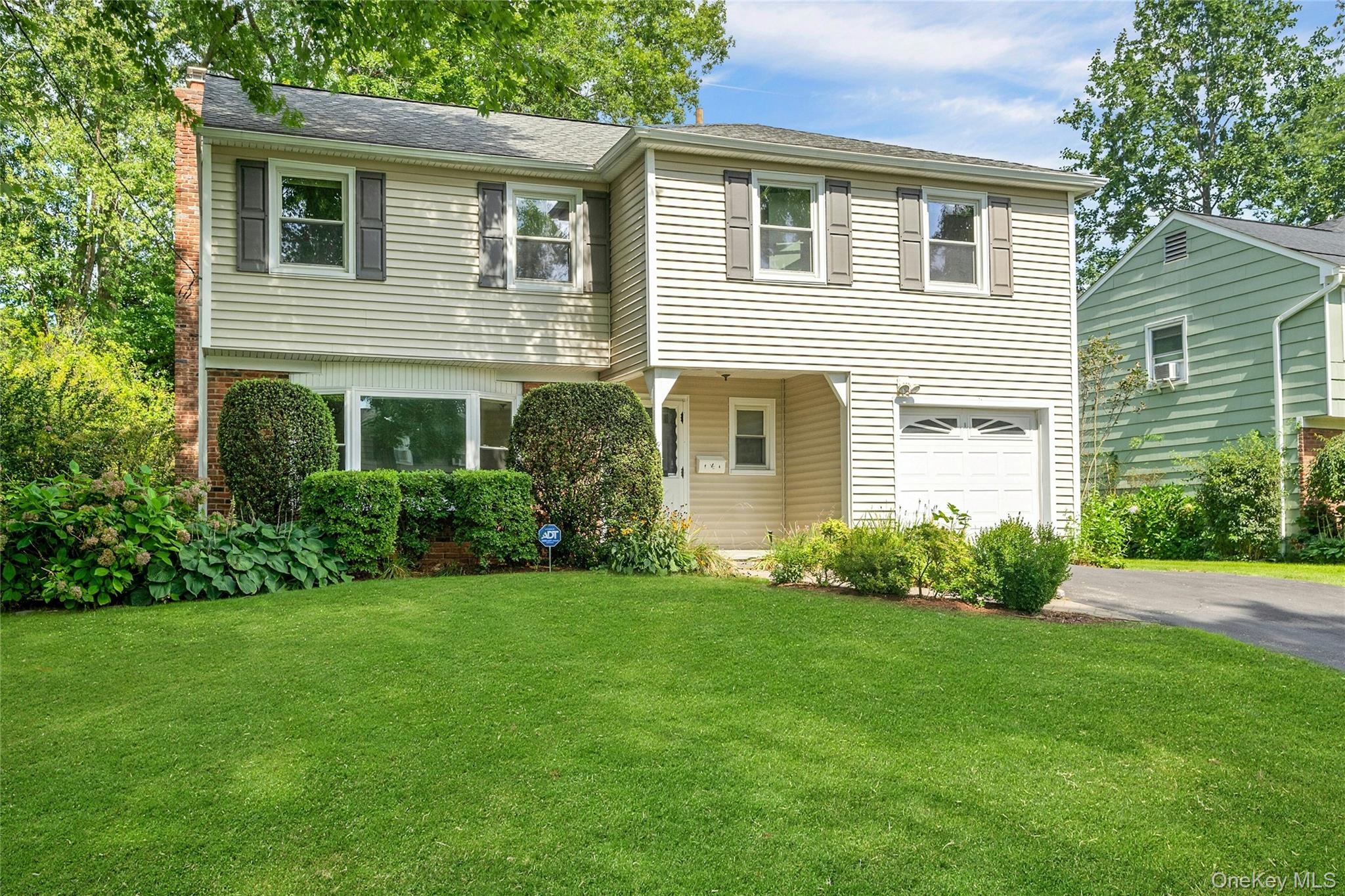 16 Salem Place Property Photo 3