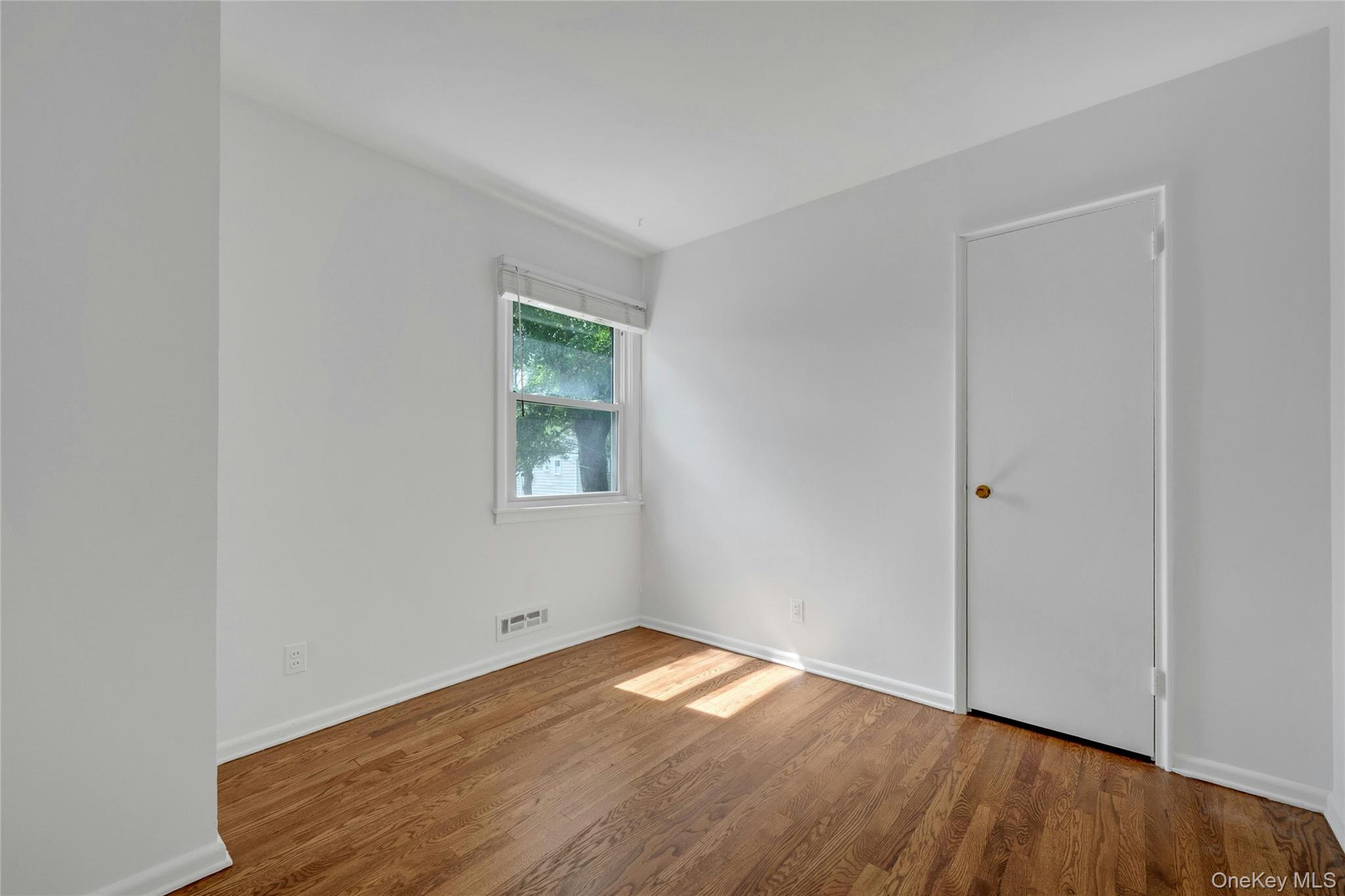 16 Salem Place Property Photo 27