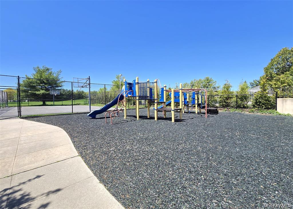 5 Charley Lane Property Photo 30