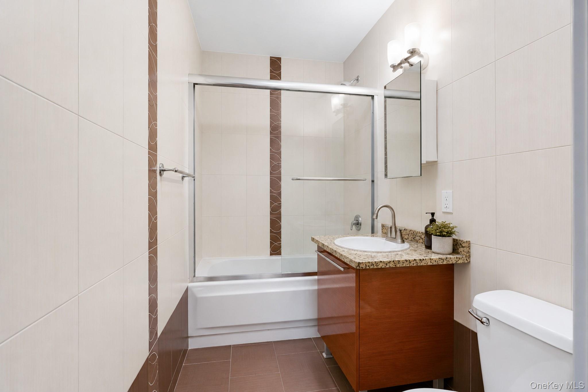 2388 Ocean Avenue 11 Property Photo 6