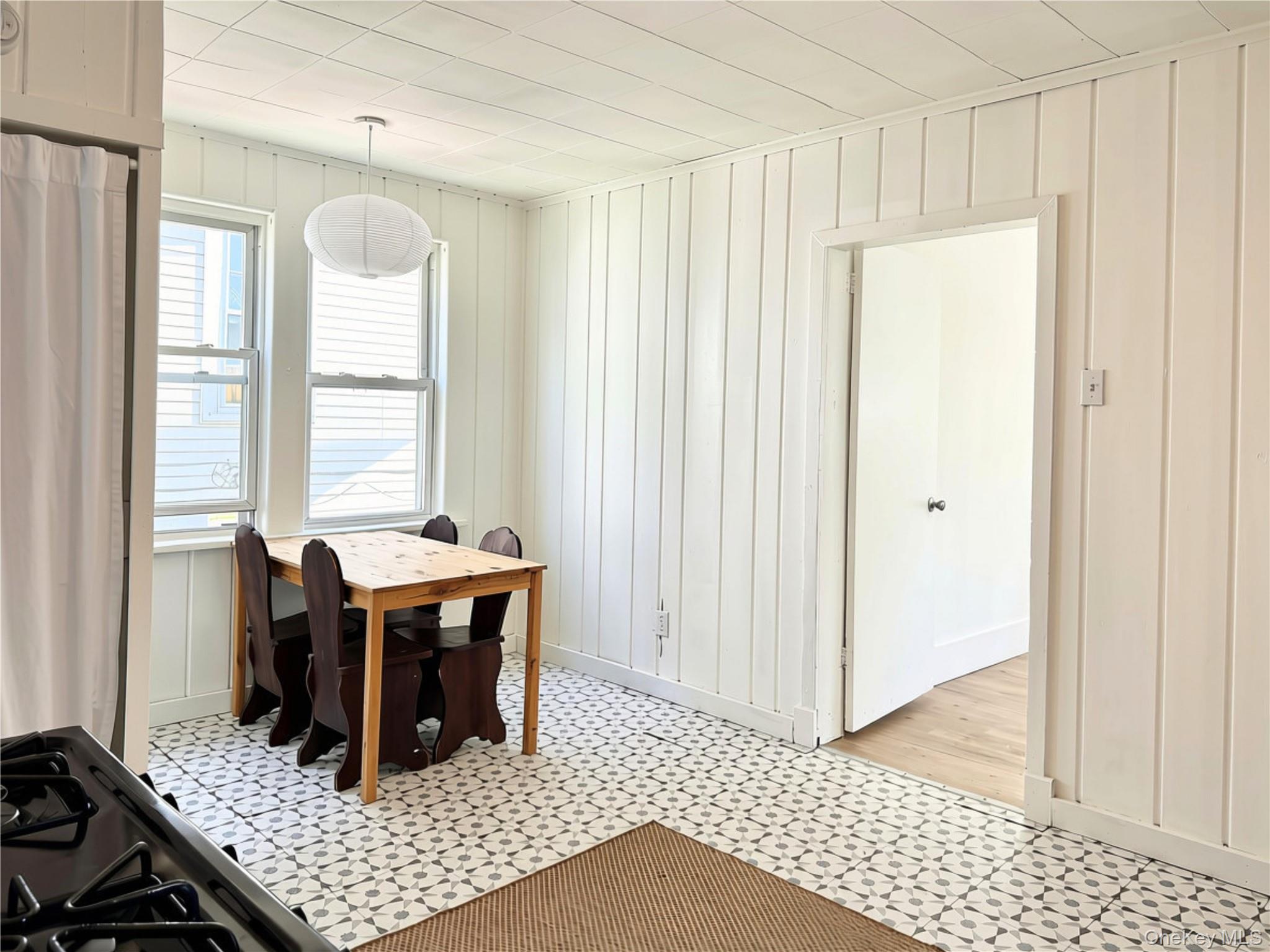 48 Elmendorf Street Property Photo 9