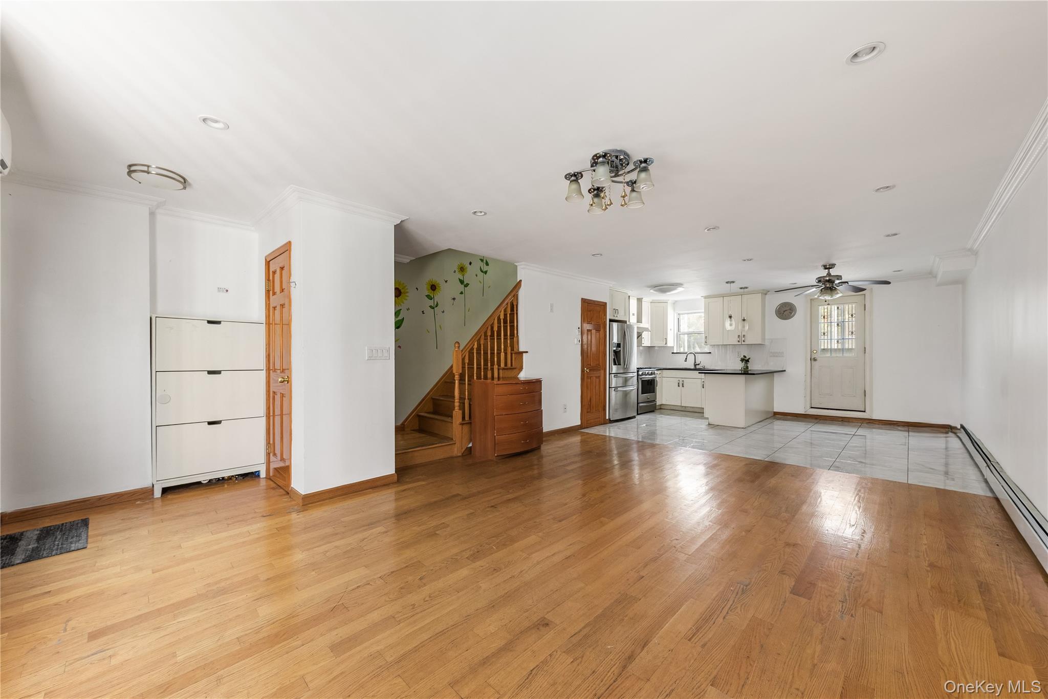 5352 194th Street Property Photo 2