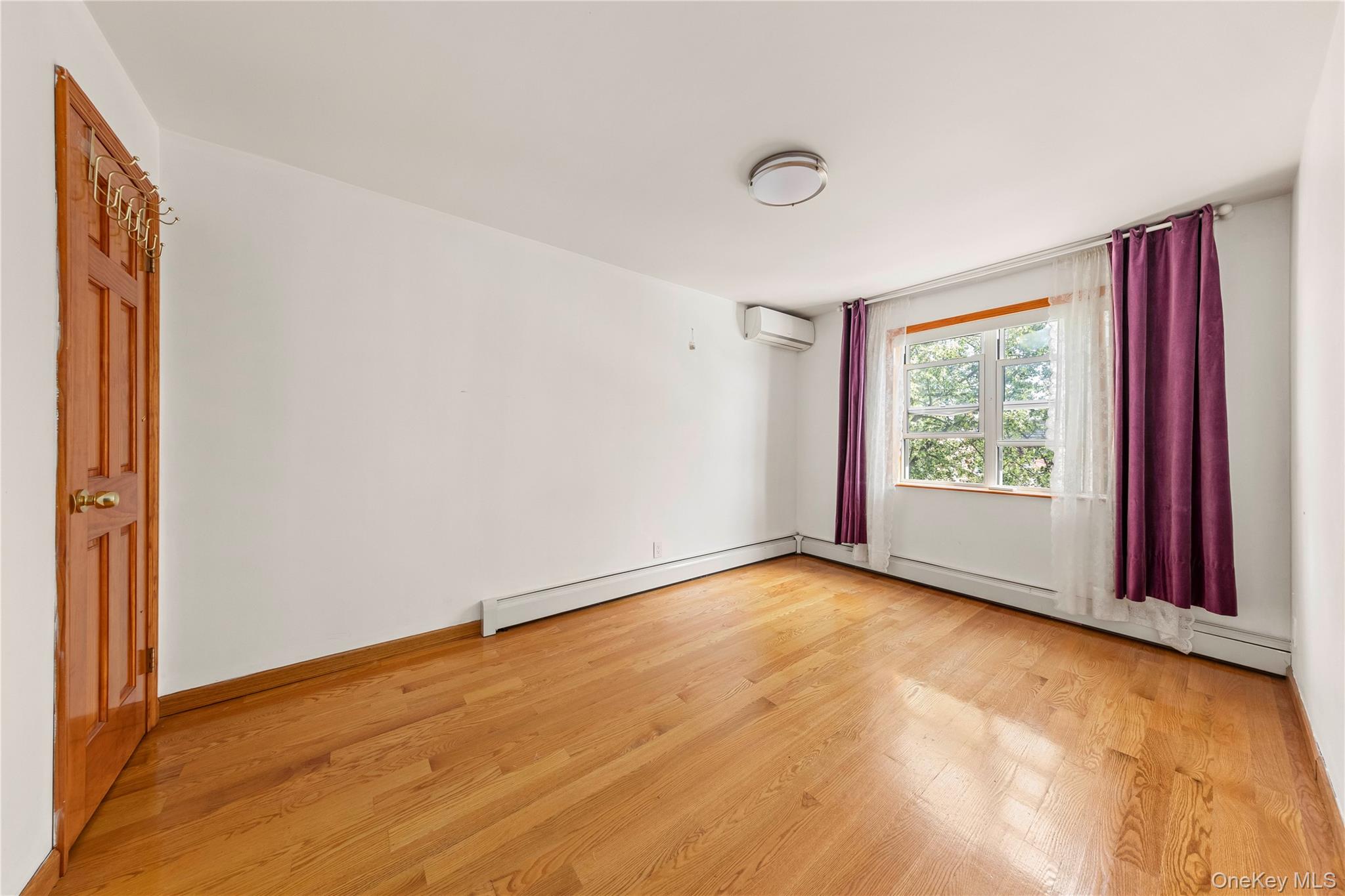 5352 194th Street Property Photo 10