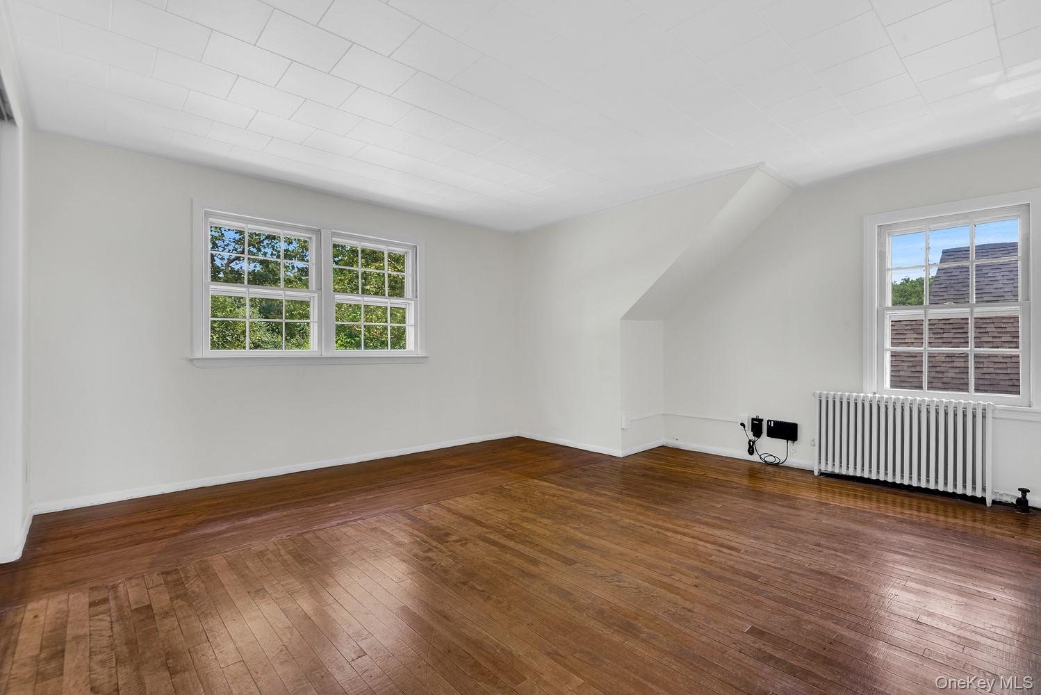 485 Peninsula Boulevard Property Photo 5