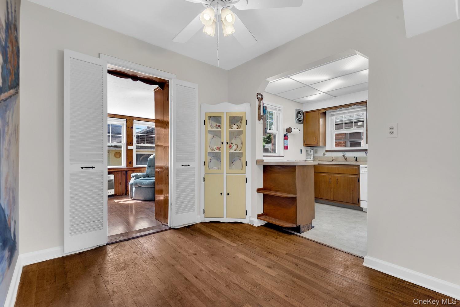485 Peninsula Boulevard Property Photo 8