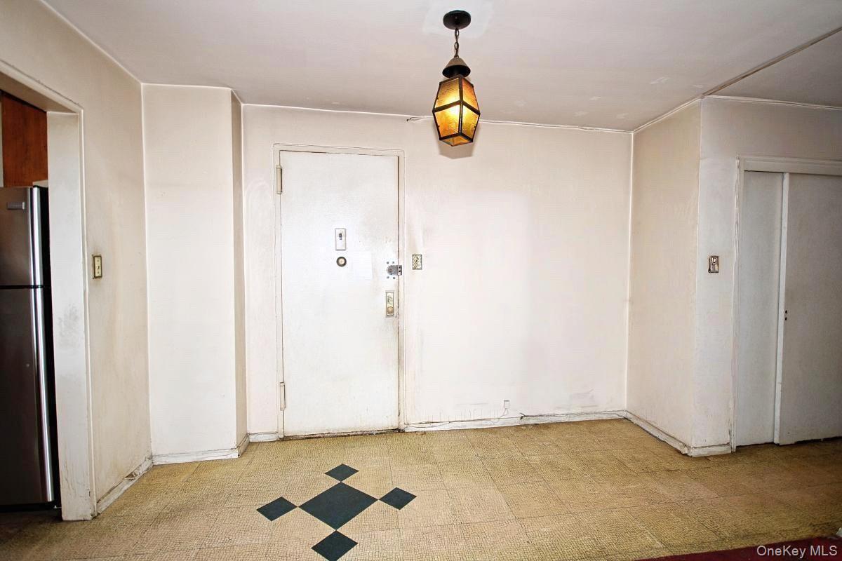 1935 Shore Parkway 15a Property Photo 2