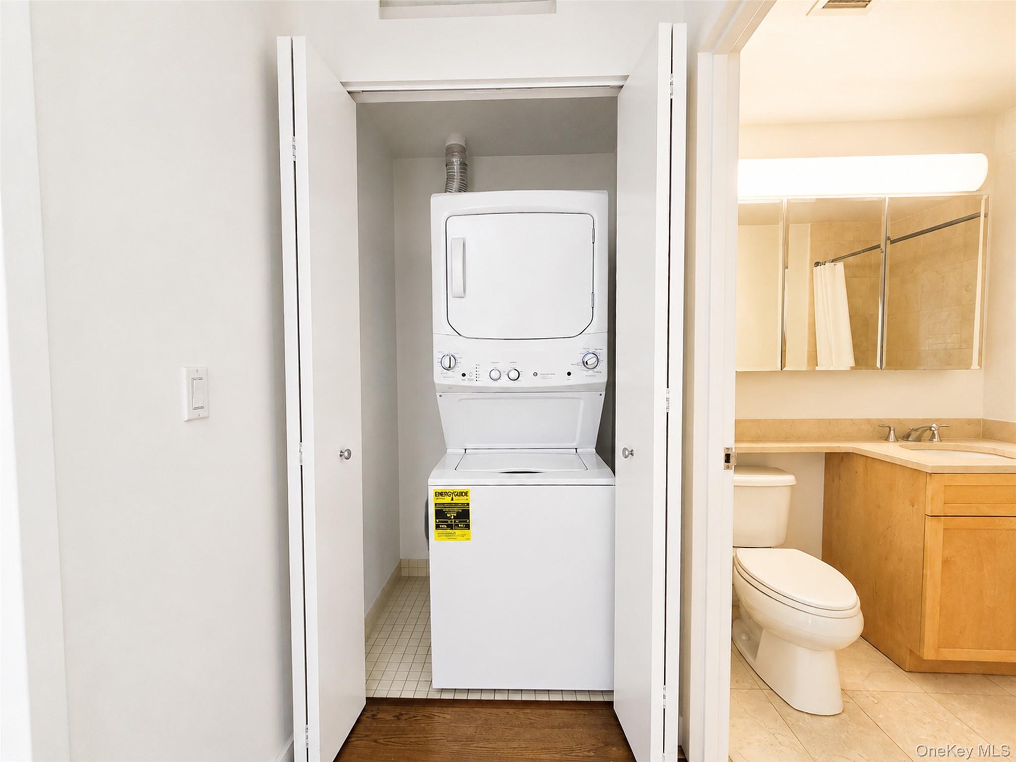 4022 College Point Boulevard 9p Property Photo 7