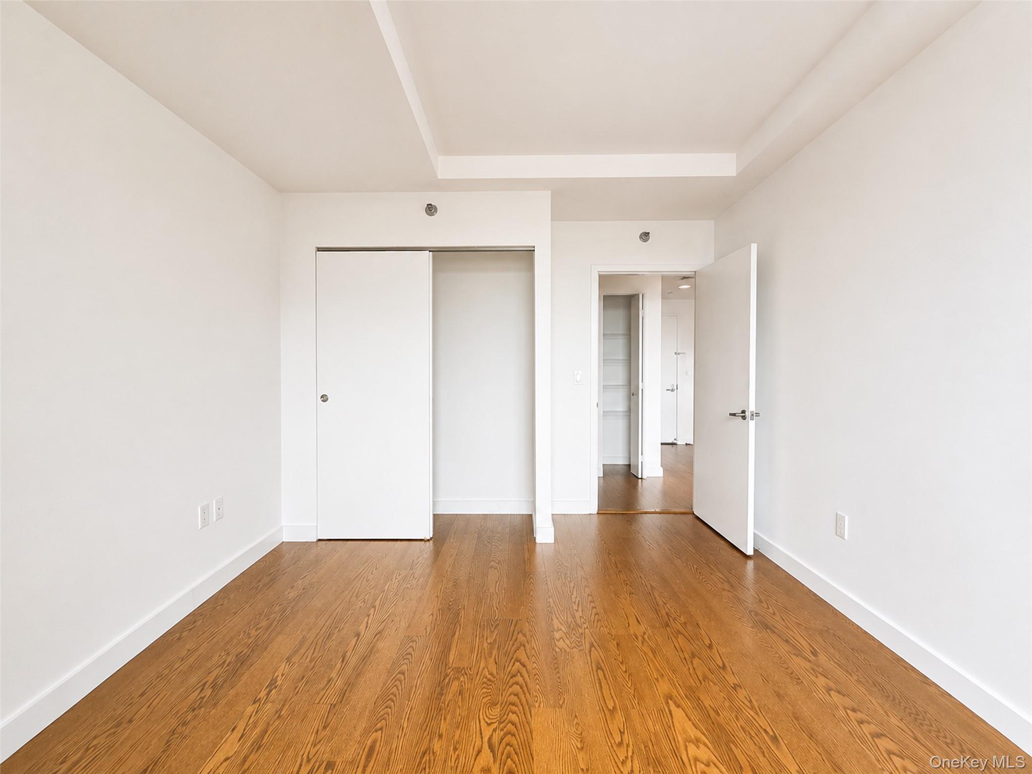 4022 College Point Boulevard 9p Property Photo 8