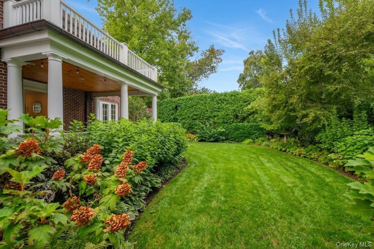 12 Linden Avenue Property Photo 32