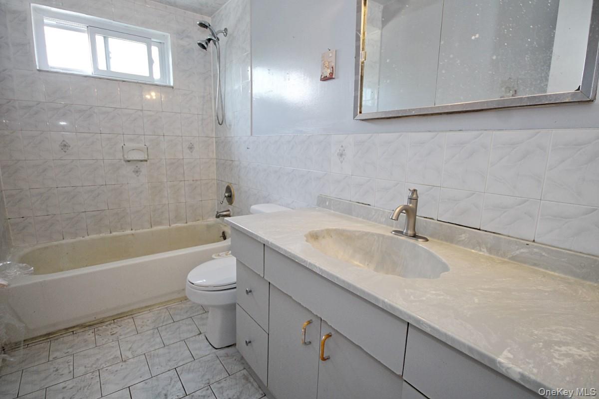 5 Abbey Road Property Photo 9