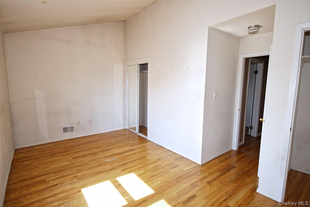 5 Abbey Road Property Photo 11