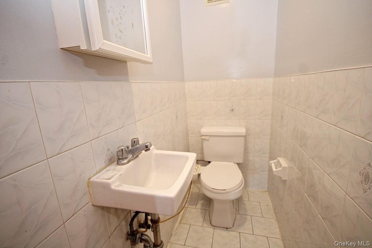 5 Abbey Road Property Photo 15