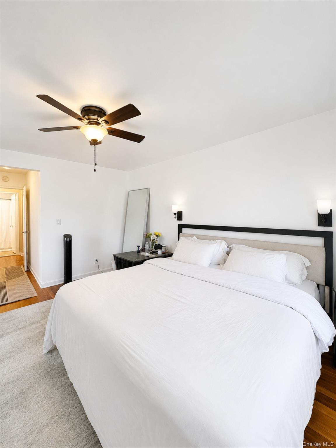 43 1/2 Carpenter Avenue D Property Photo 7