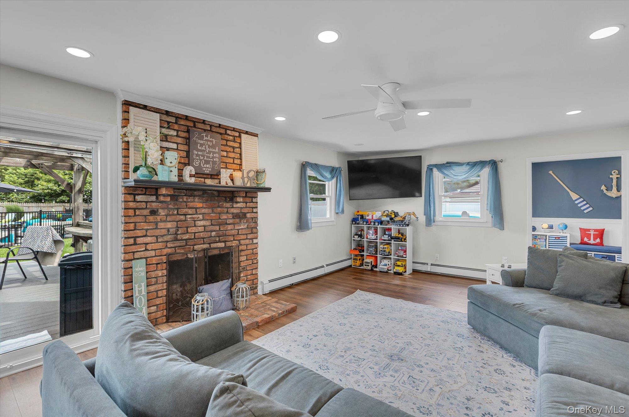 92 Sequoia Way Property Photo 8