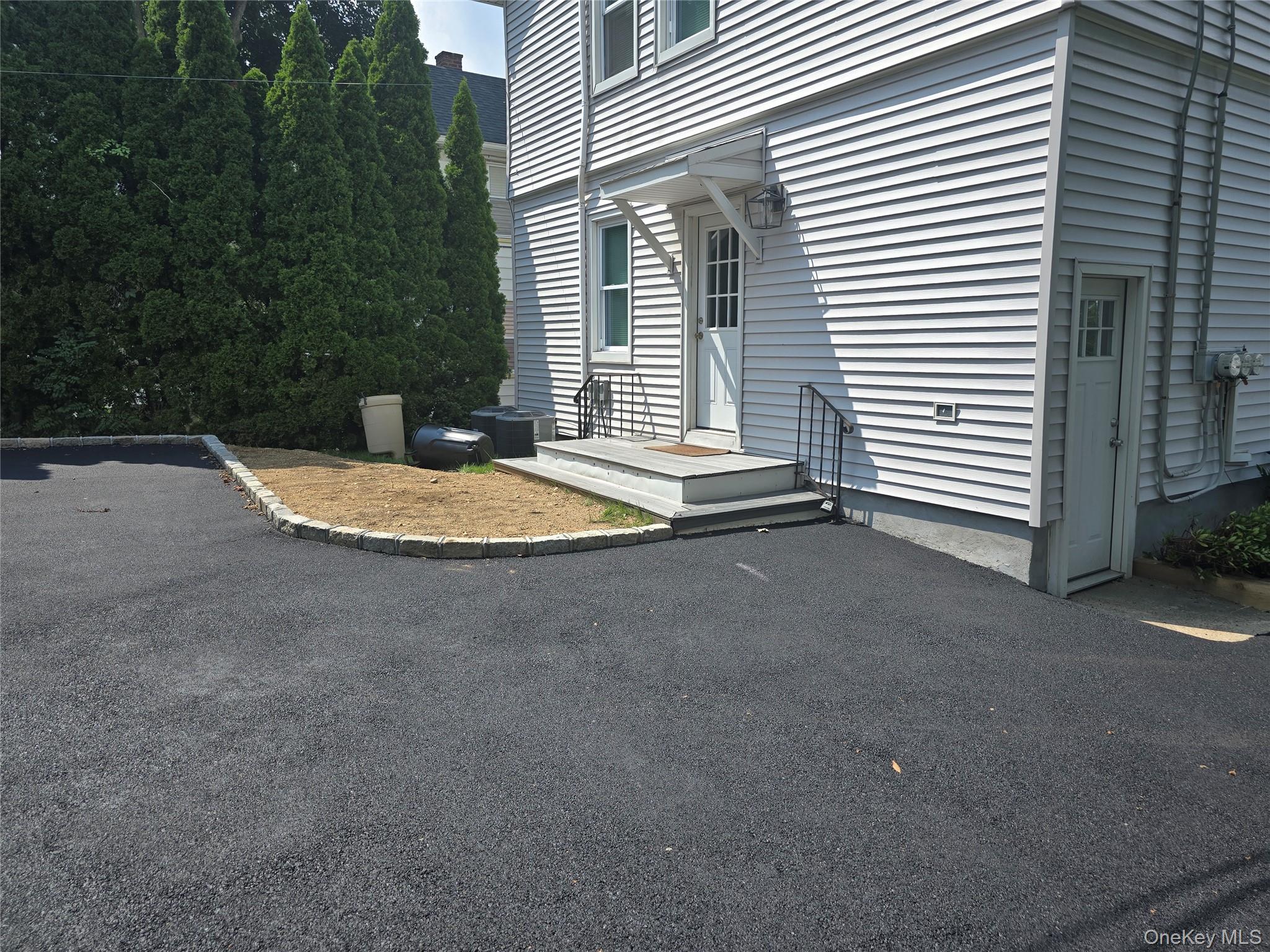 10 Ohio Avenue Property Photo 26