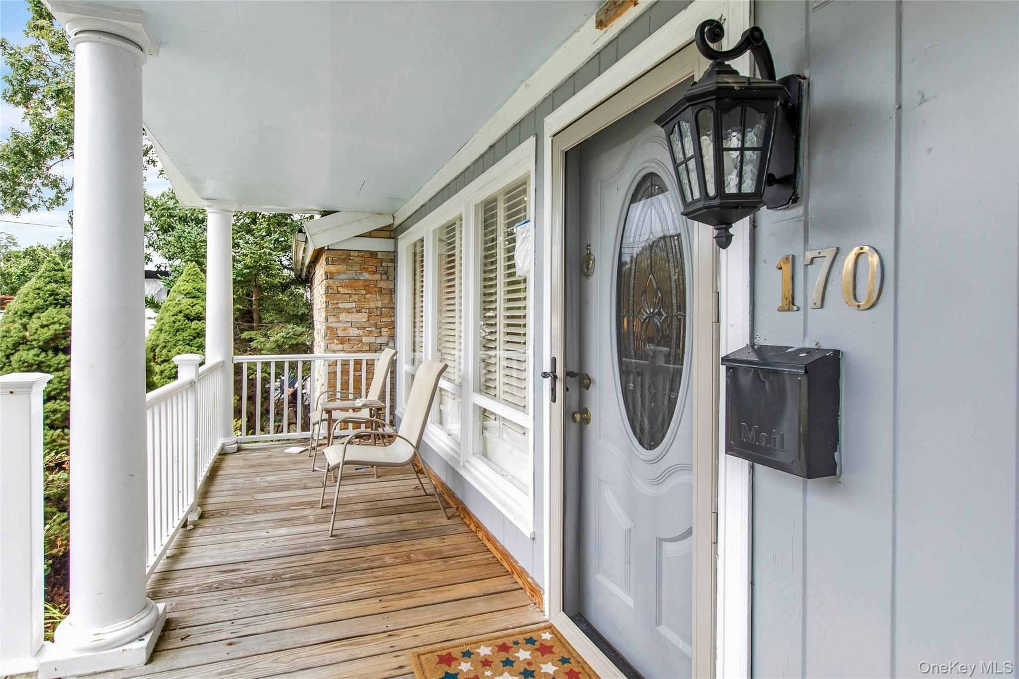 170 Division Avenue Property Photo 4