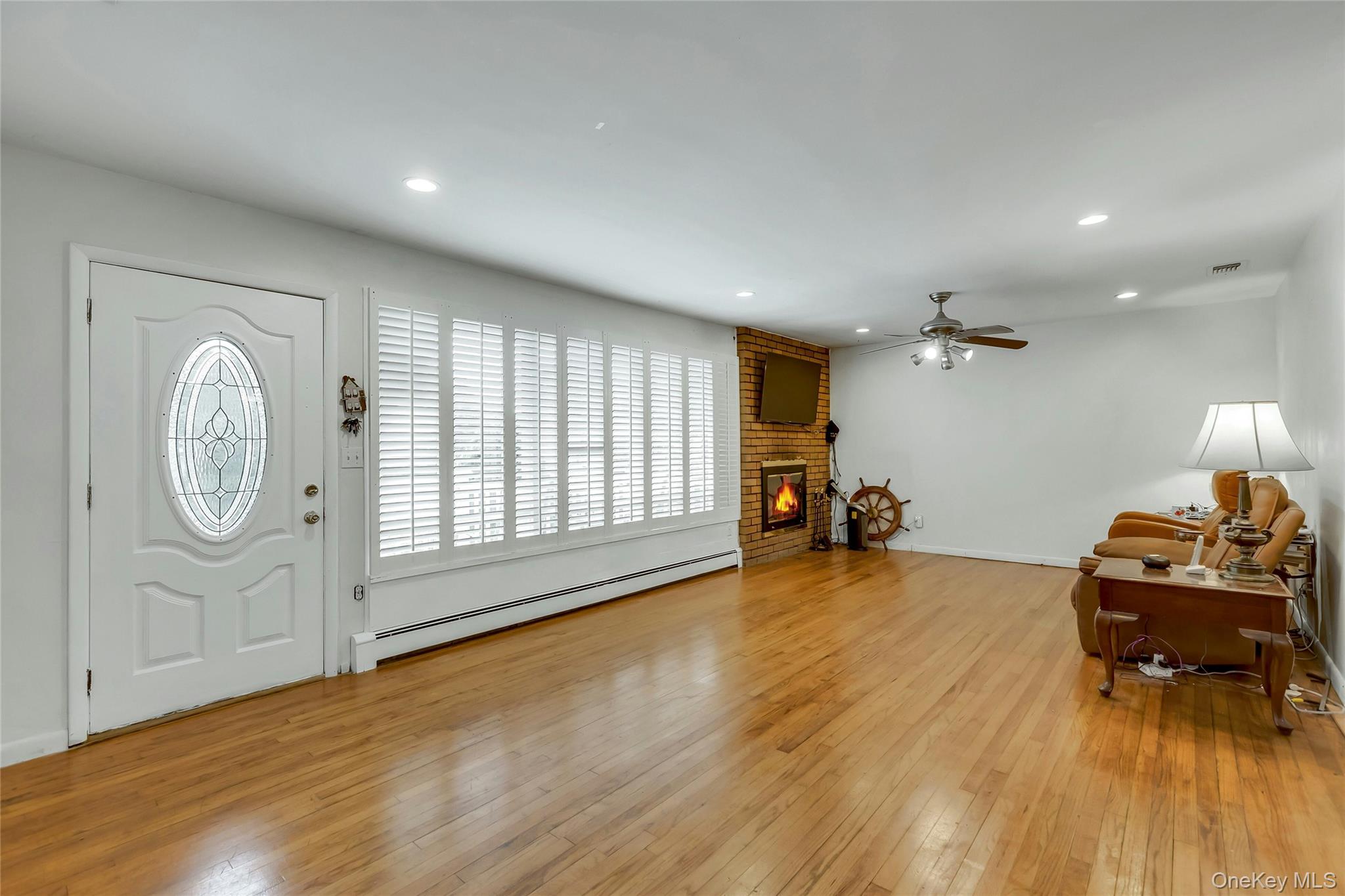 170 Division Avenue Property Photo 6