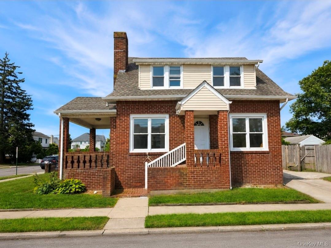 509 Cedarhurst Avenue Property Photo 1