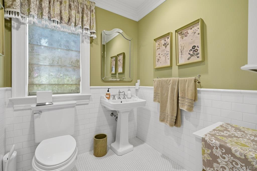2 Kalb Court Property Photo 23
