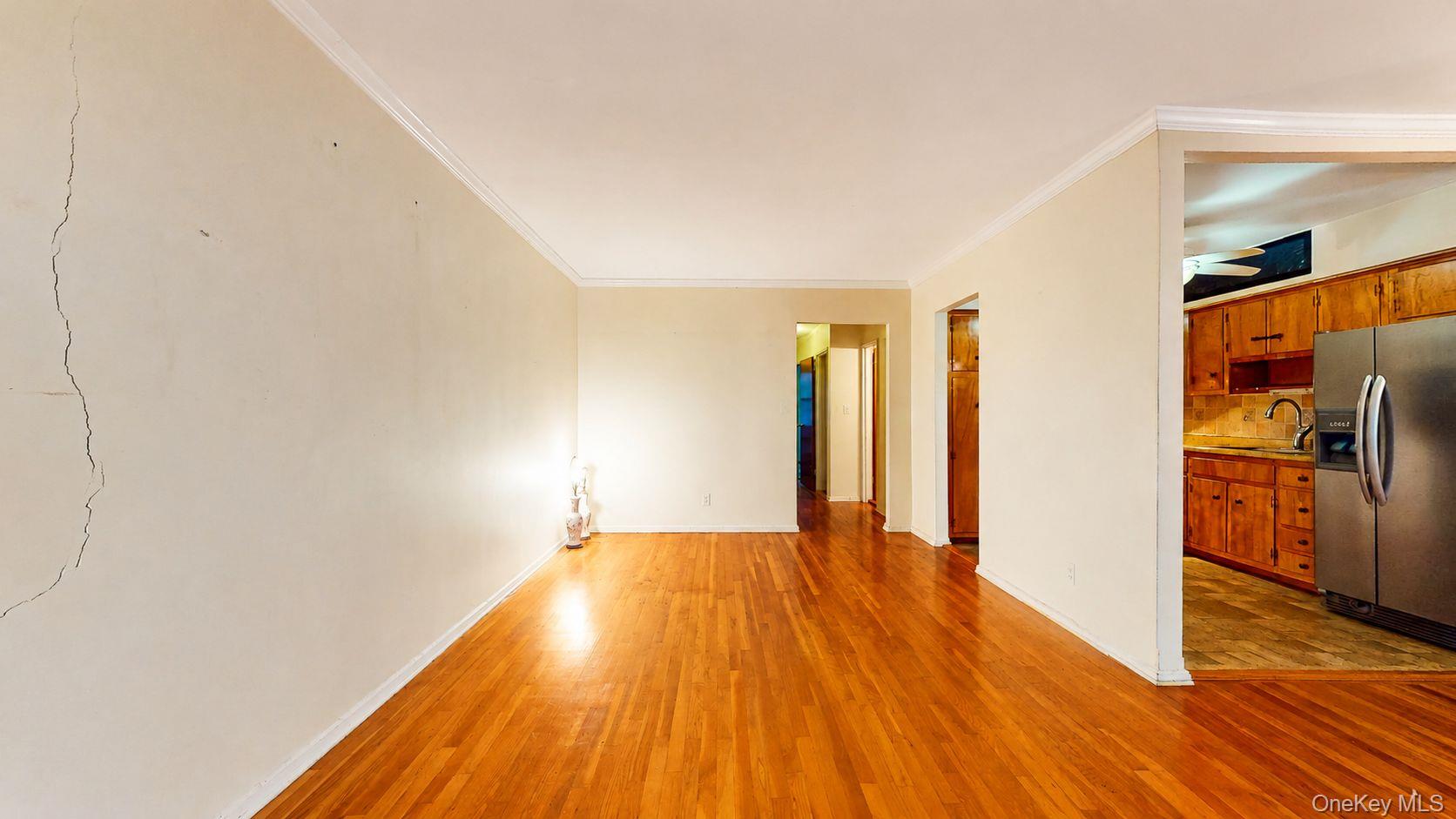 32-18 70th Street Property Photo 11