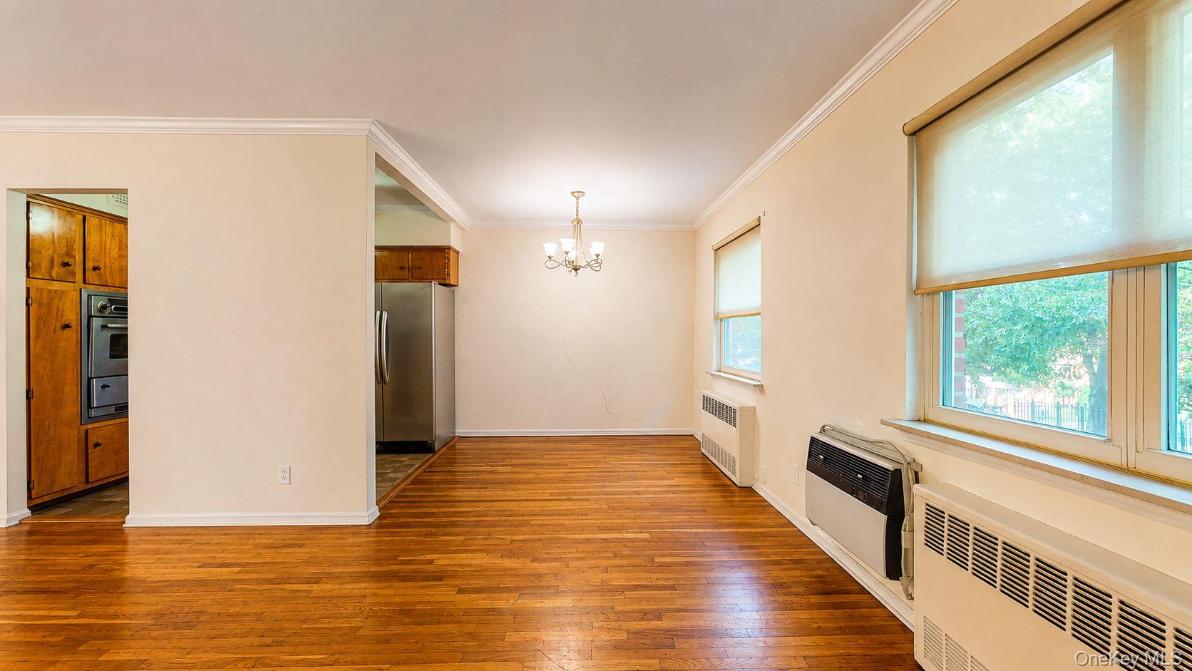 32-18 70th Street Property Photo 15