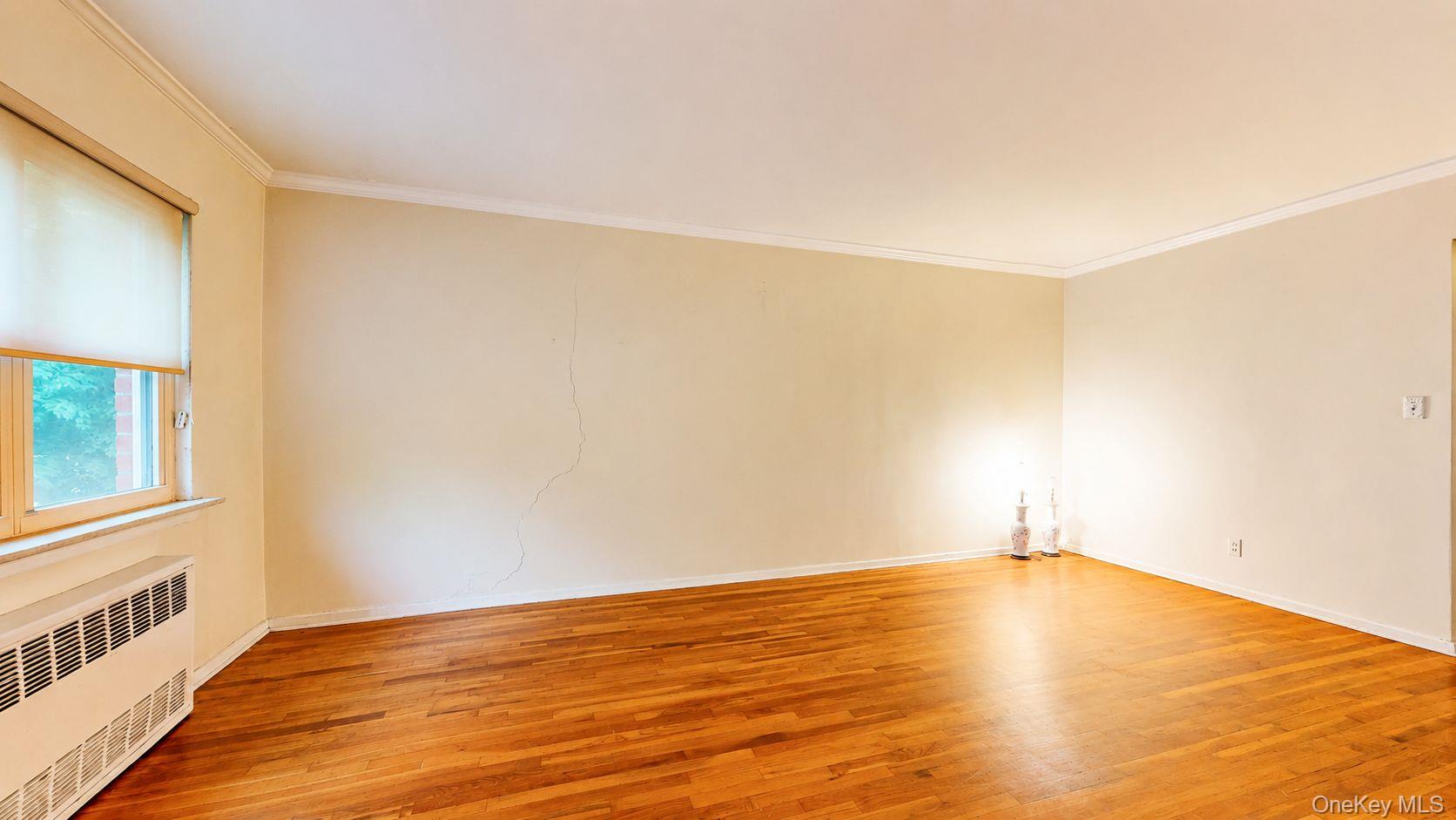 32-18 70th Street Property Photo 16