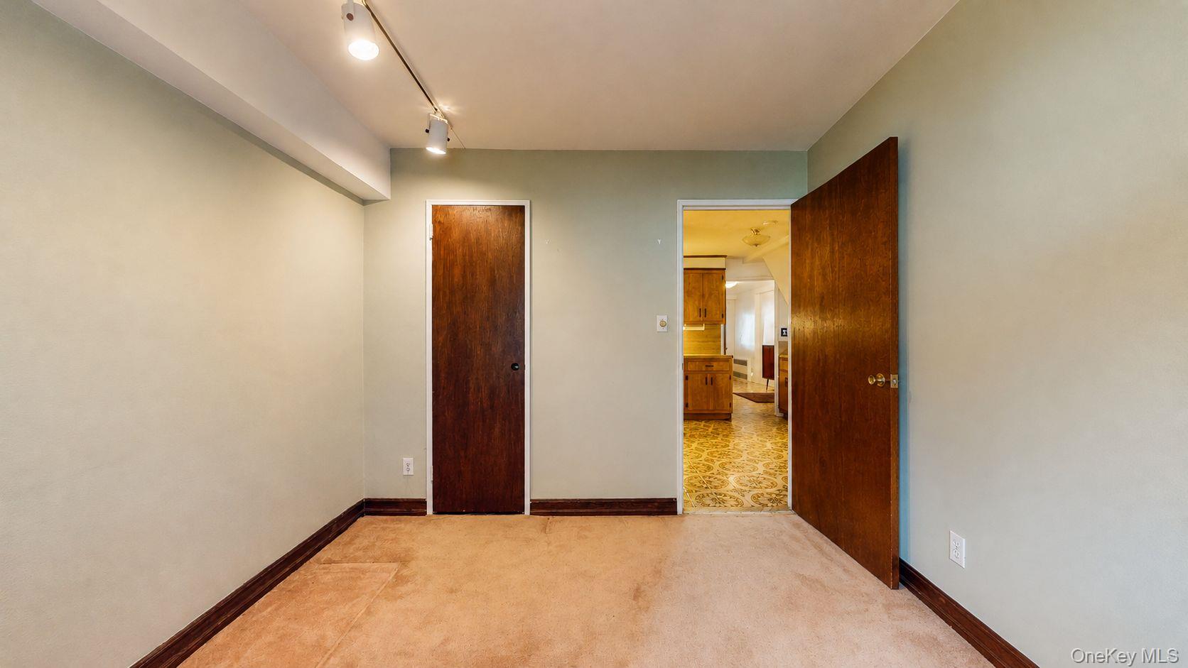 32-18 70th Street Property Photo 22