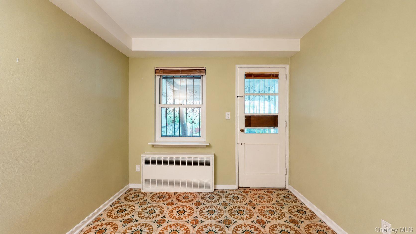 32-18 70th Street Property Photo 24