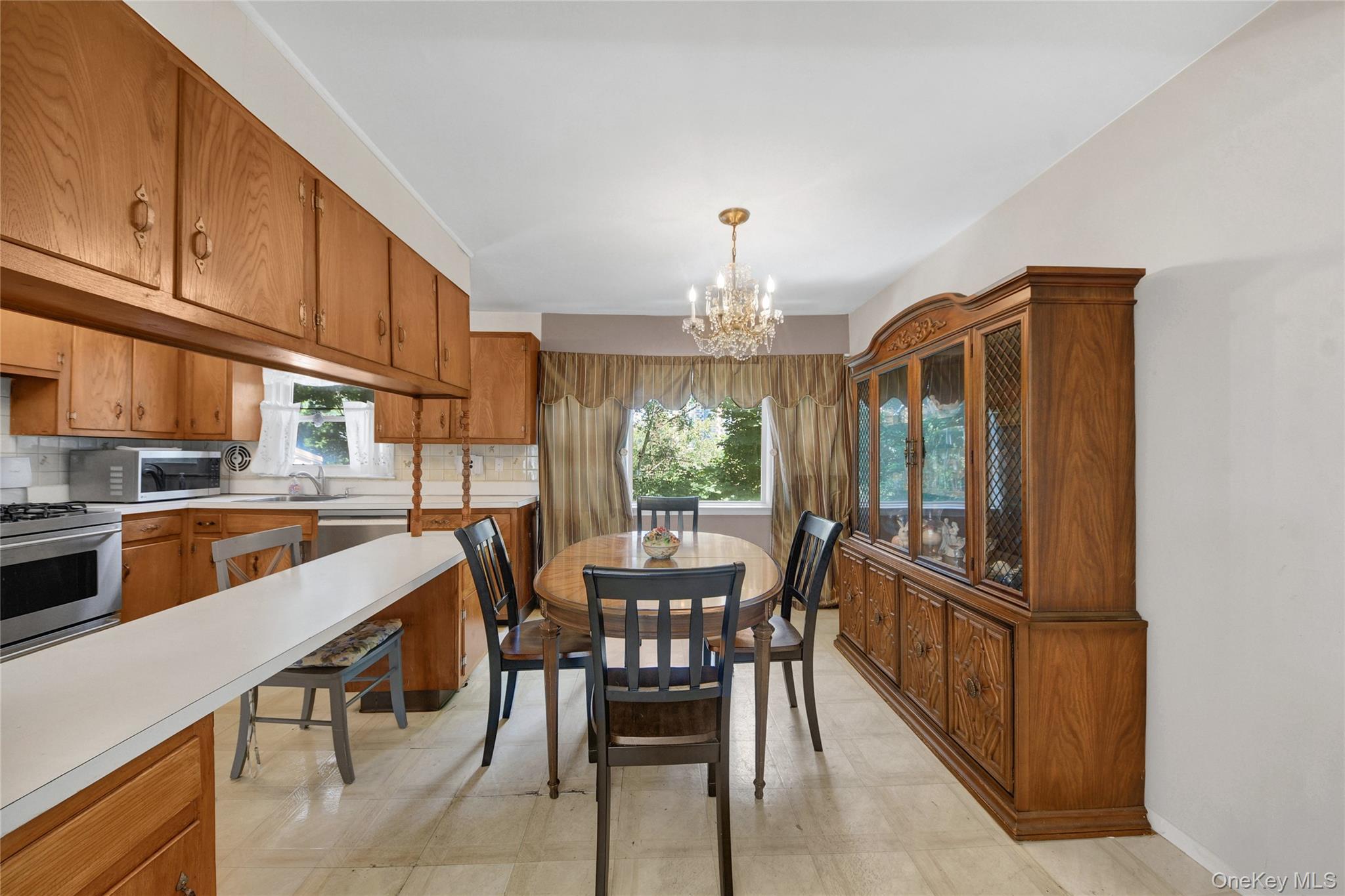 38 Stockbridge Road Property Photo 9