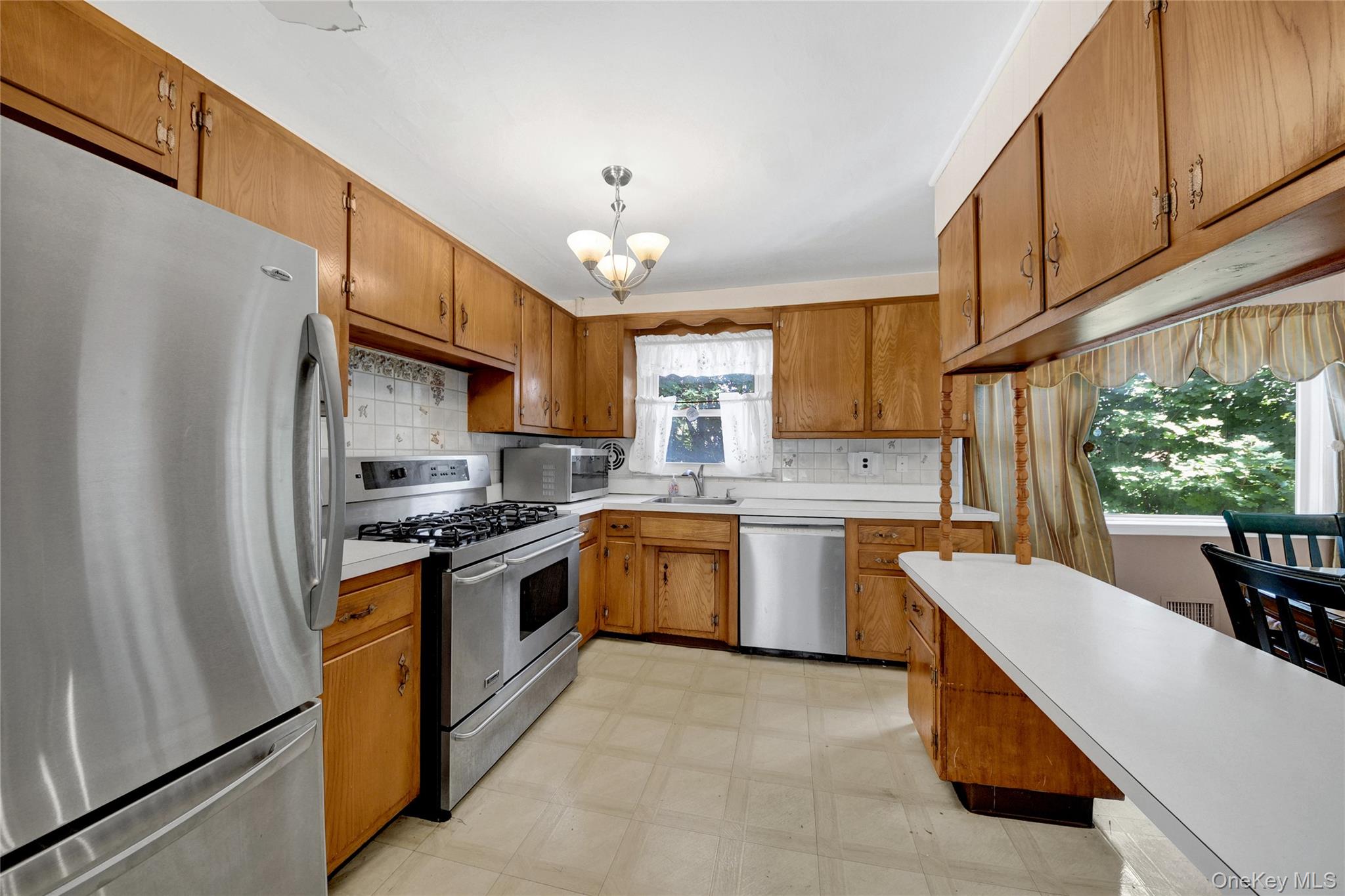 38 Stockbridge Road Property Photo 12