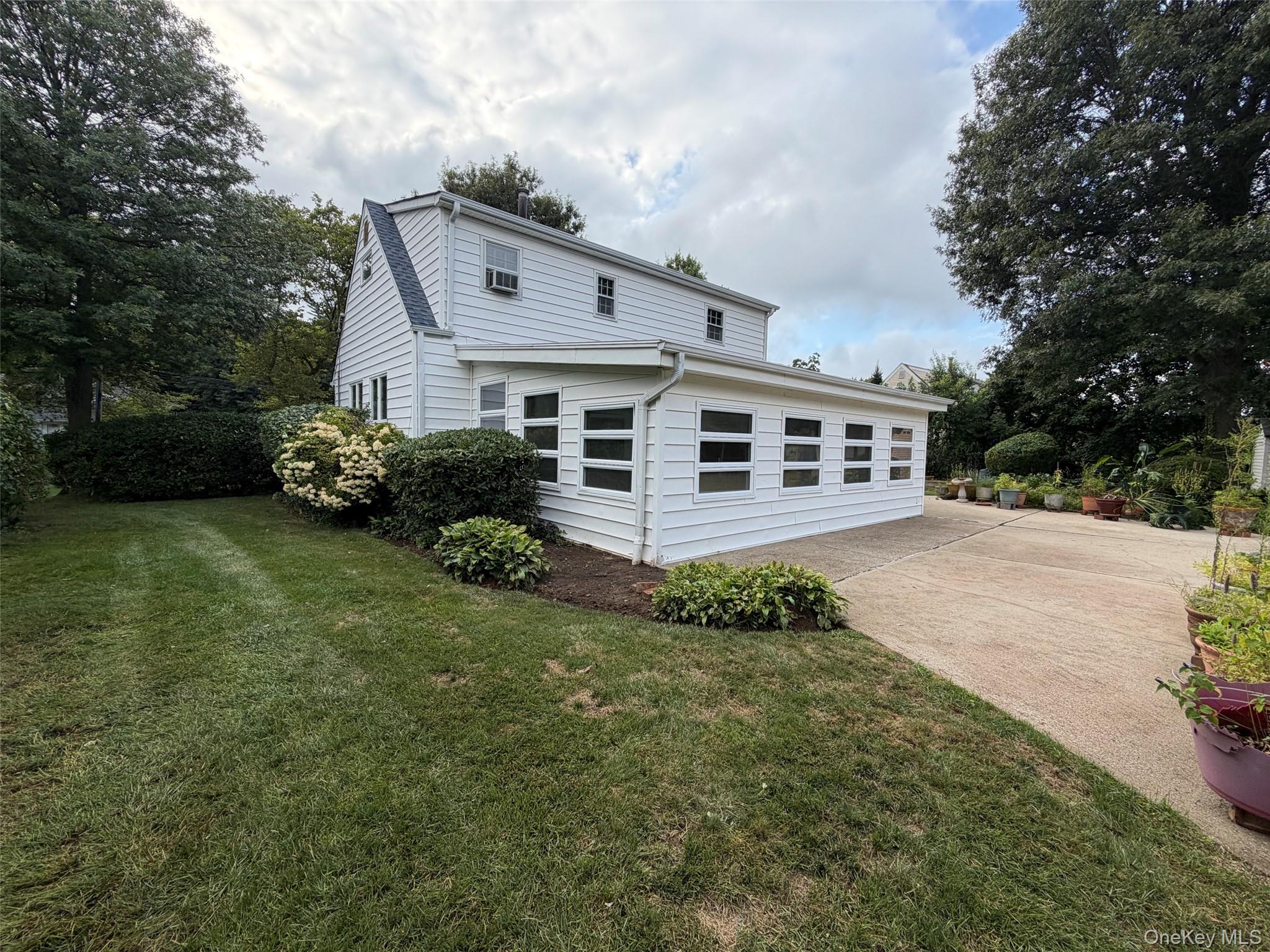 21 Purdy Avenue Property Photo 19