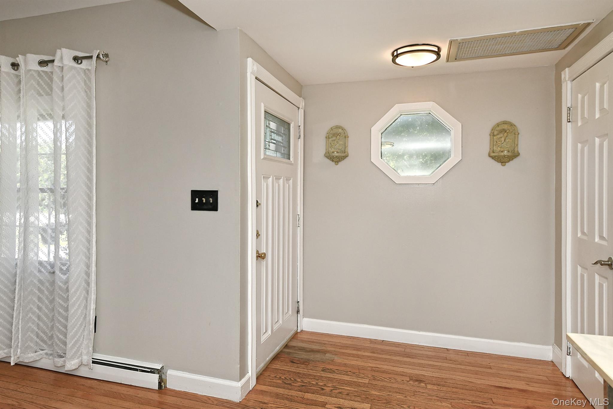 29 Torrey Pine Lane Property Photo 4