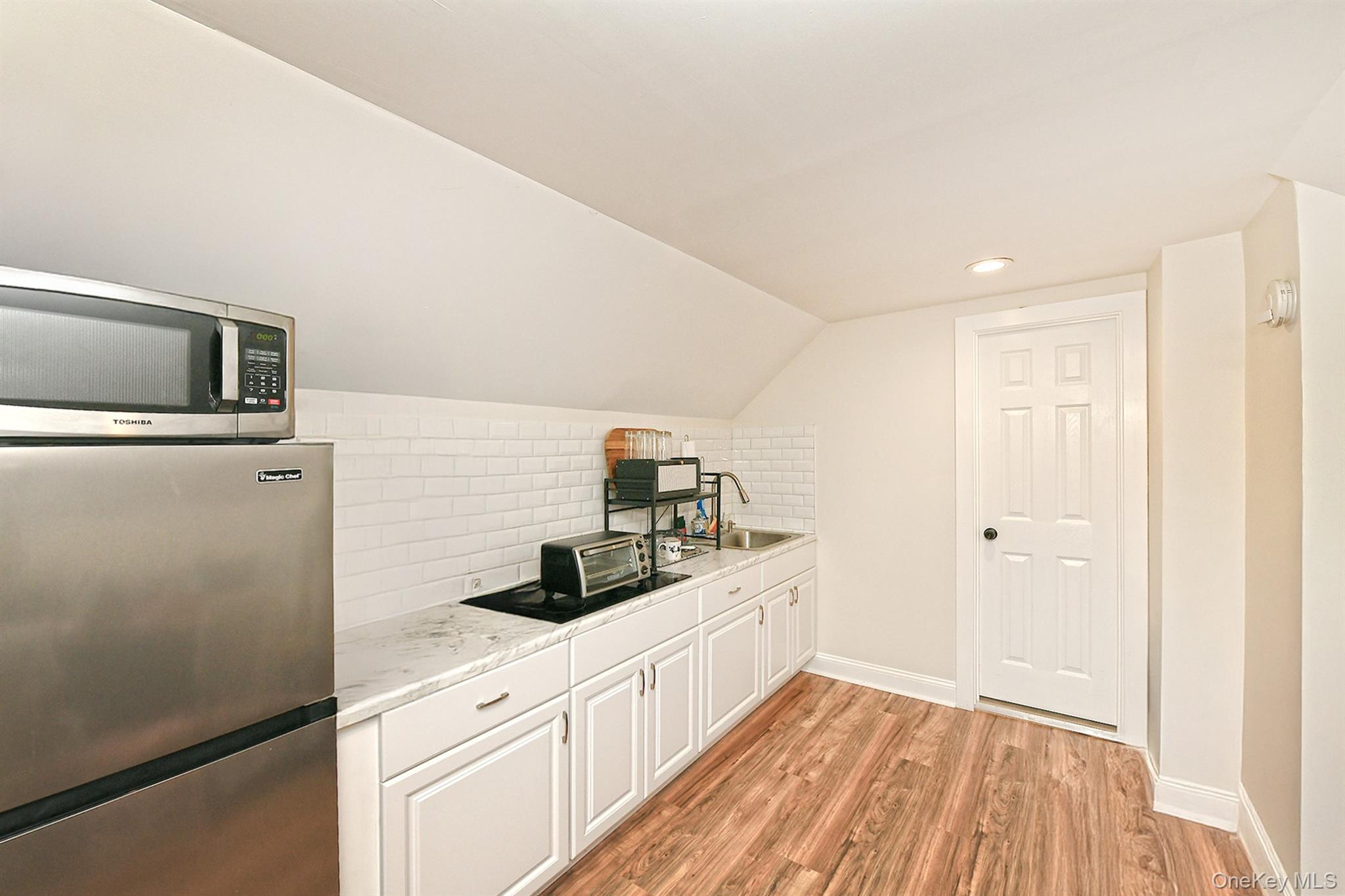 29 Torrey Pine Lane Property Photo 14