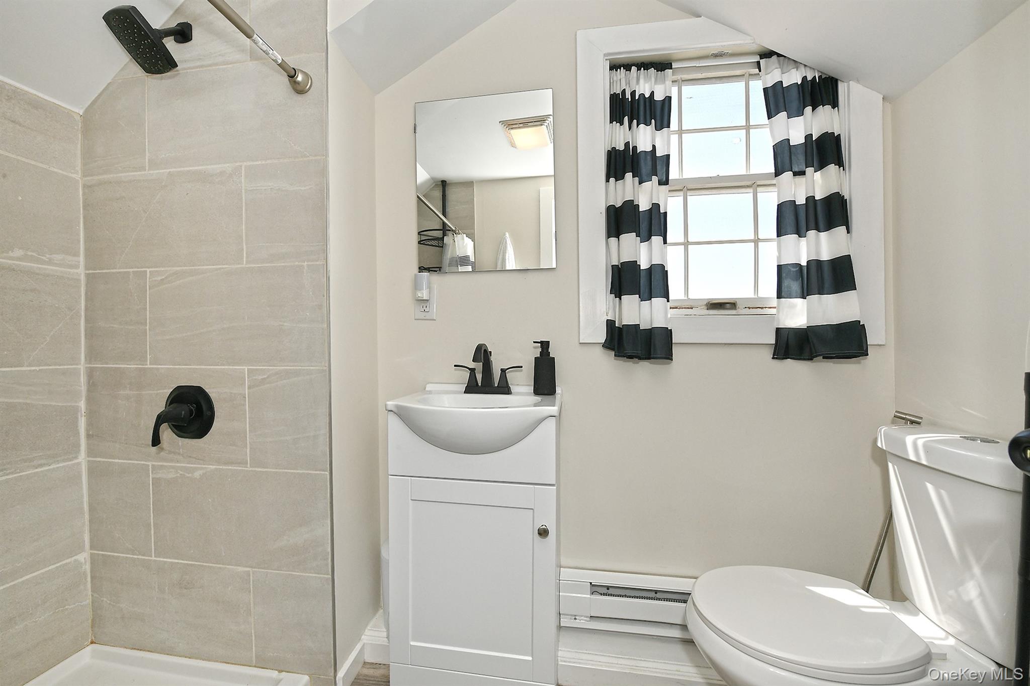 29 Torrey Pine Lane Property Photo 15