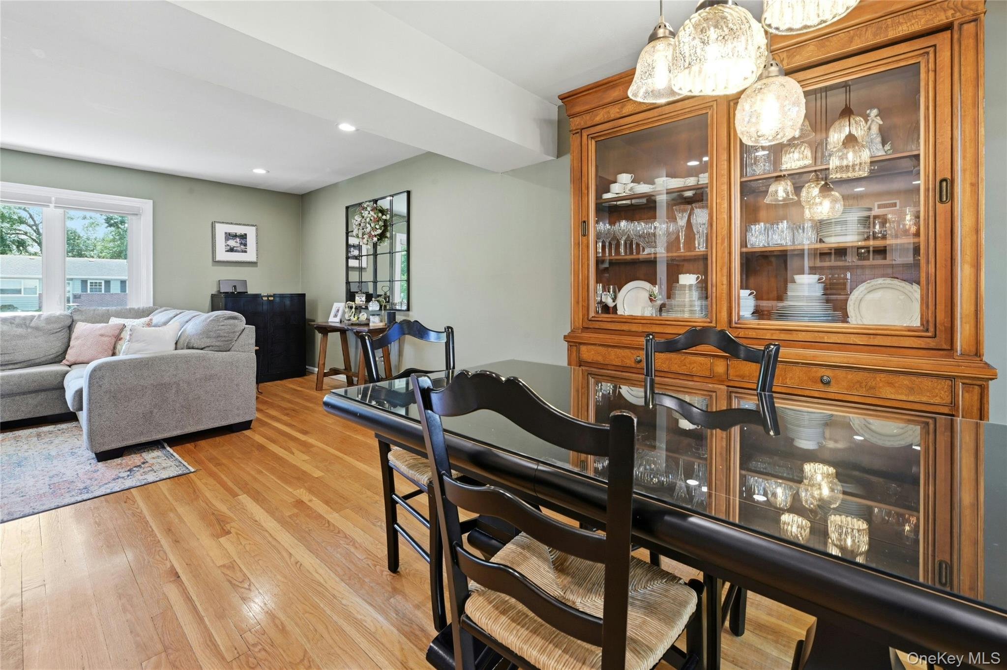 53 Rensselaer Drive Property Photo 8