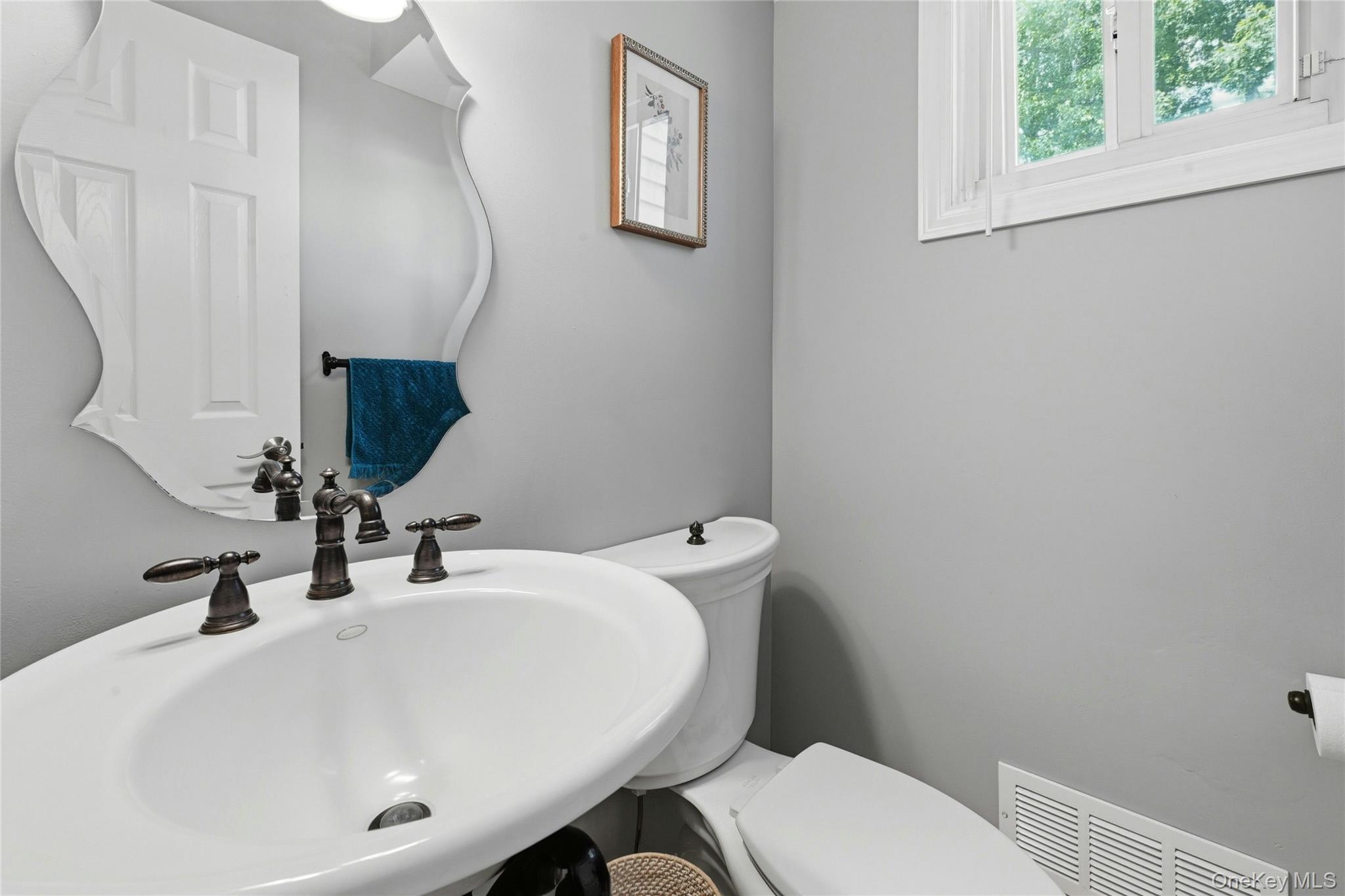 53 Rensselaer Drive Property Photo 14