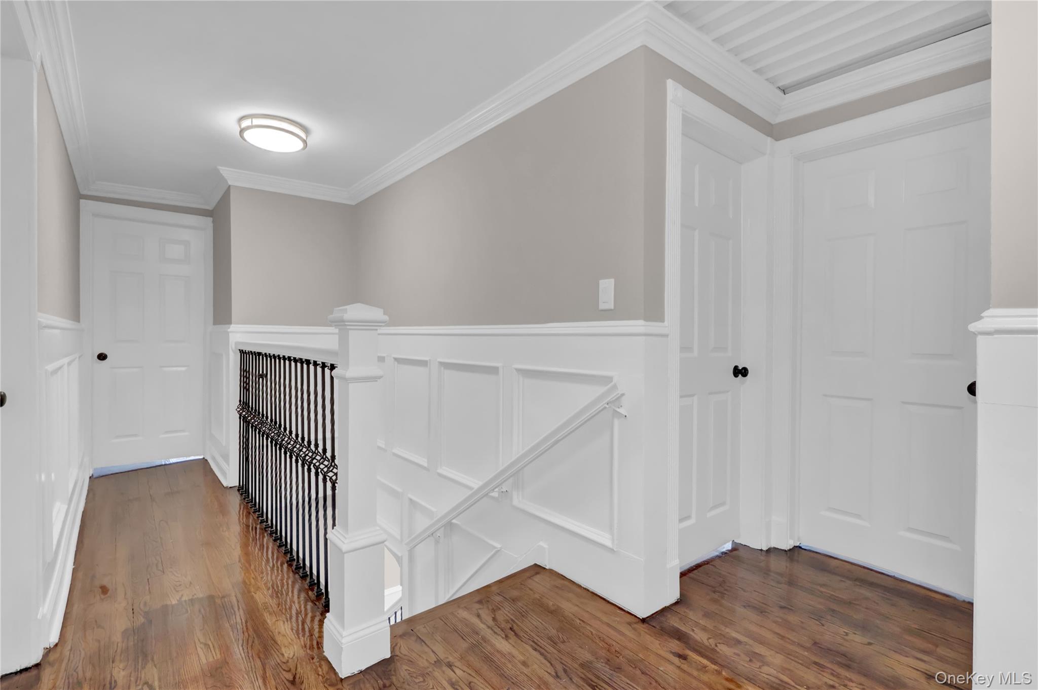 154 California Avenue Property Photo 7