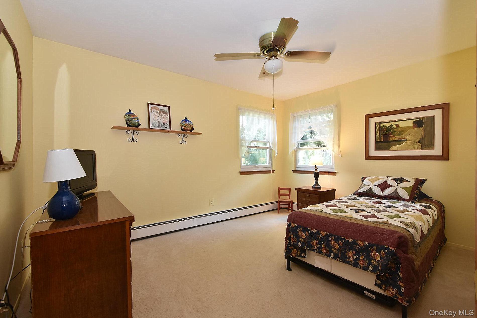 273 Deer Road Property Photo 15