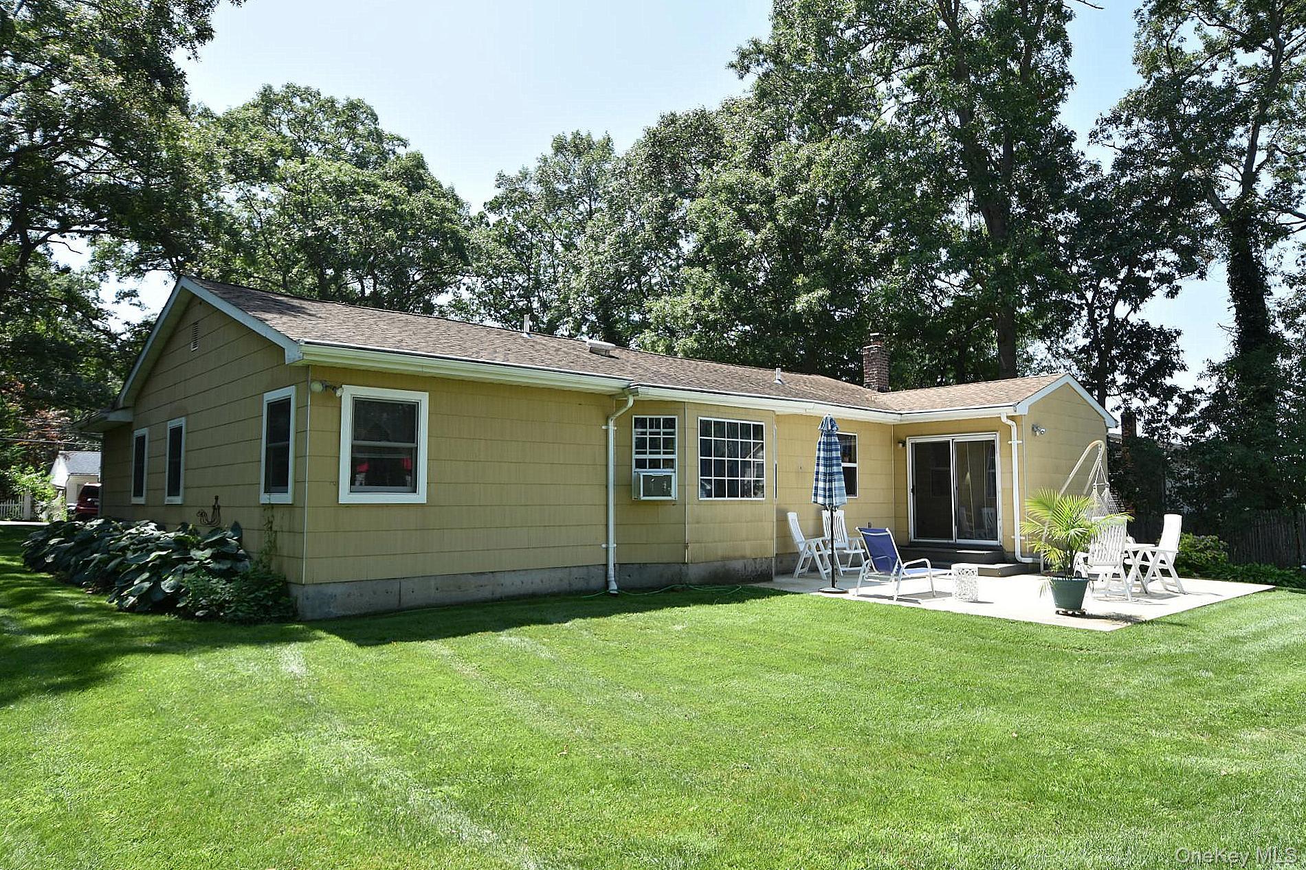 273 Deer Road Property Photo 19