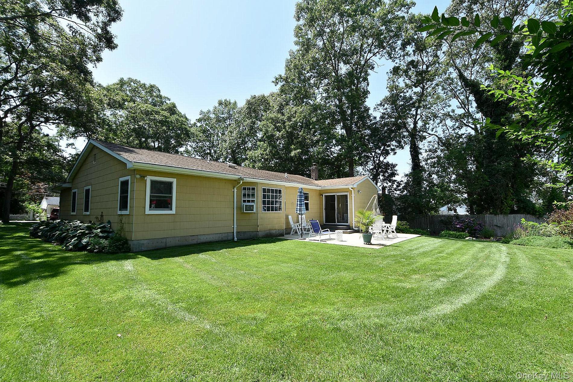 273 Deer Road Property Photo 20
