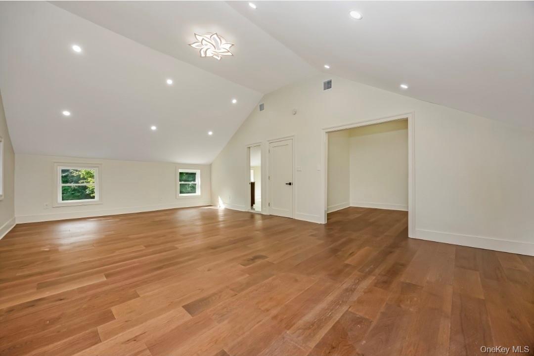 30 New Mill Road Property Photo 28