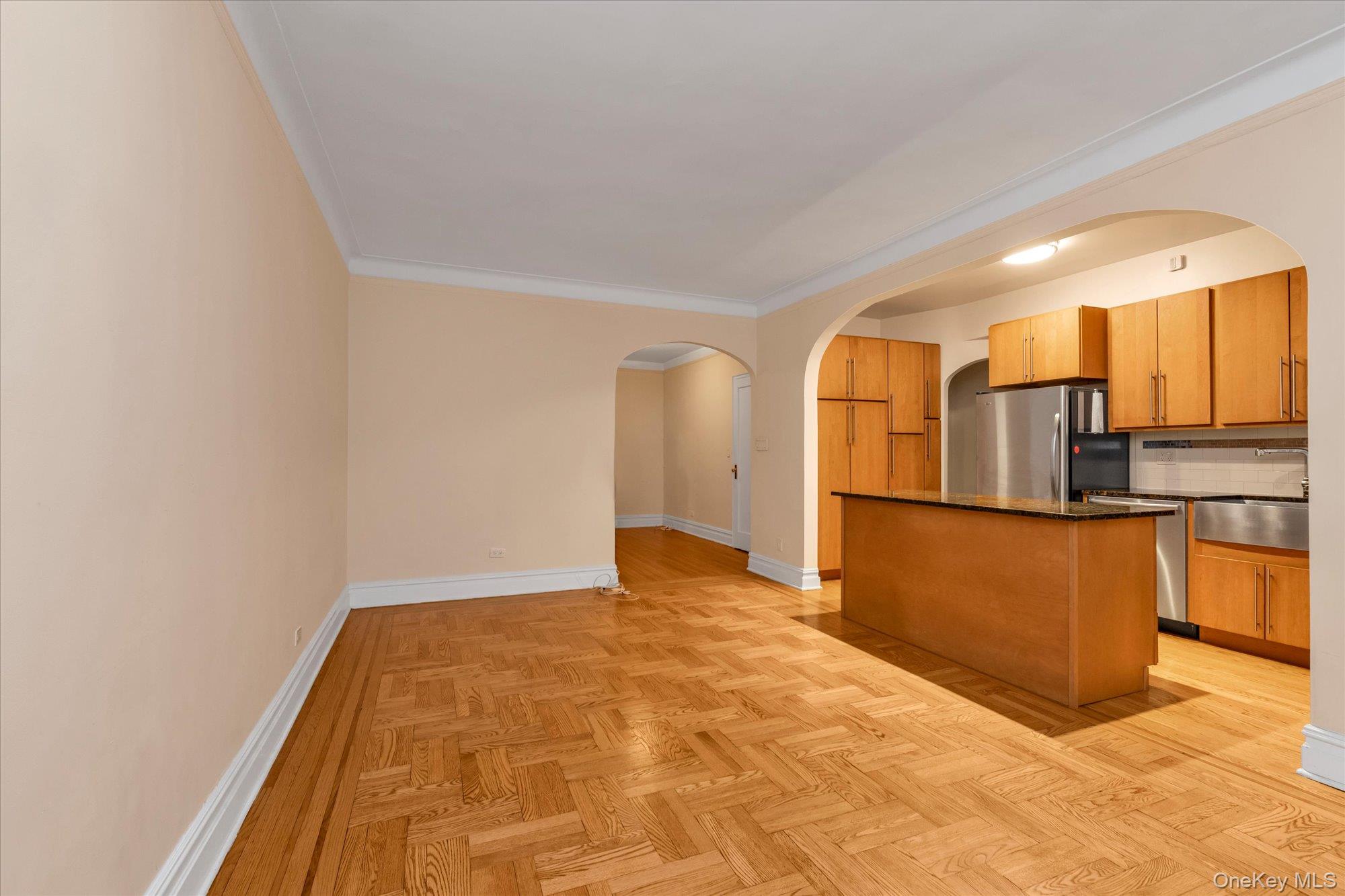 41-20 46 Street 4a Property Photo 4